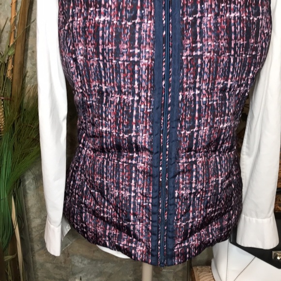 Lands end vest 🌹feather down hyper dry water resistant - Picture 4 of 16